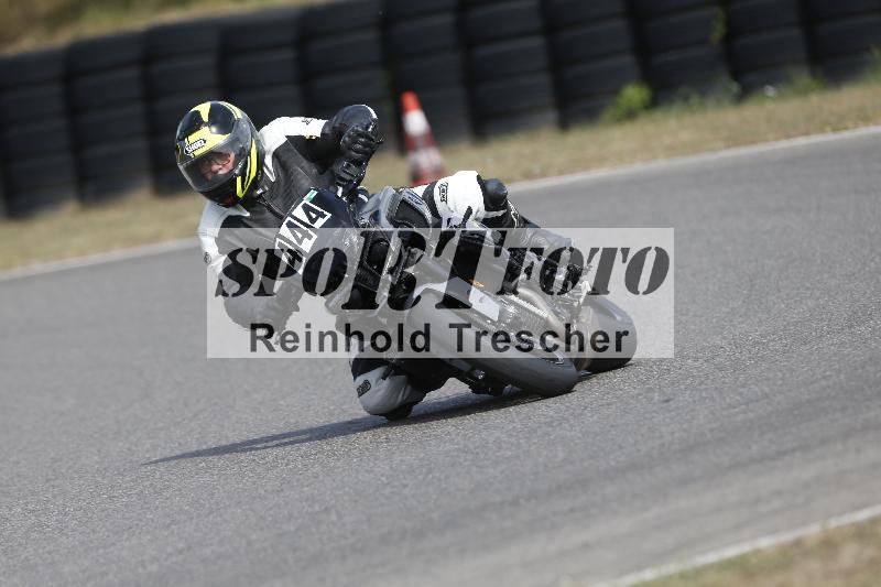 /37 09.08.2026  Pluess Motosport ADR/Freies Fahren/444